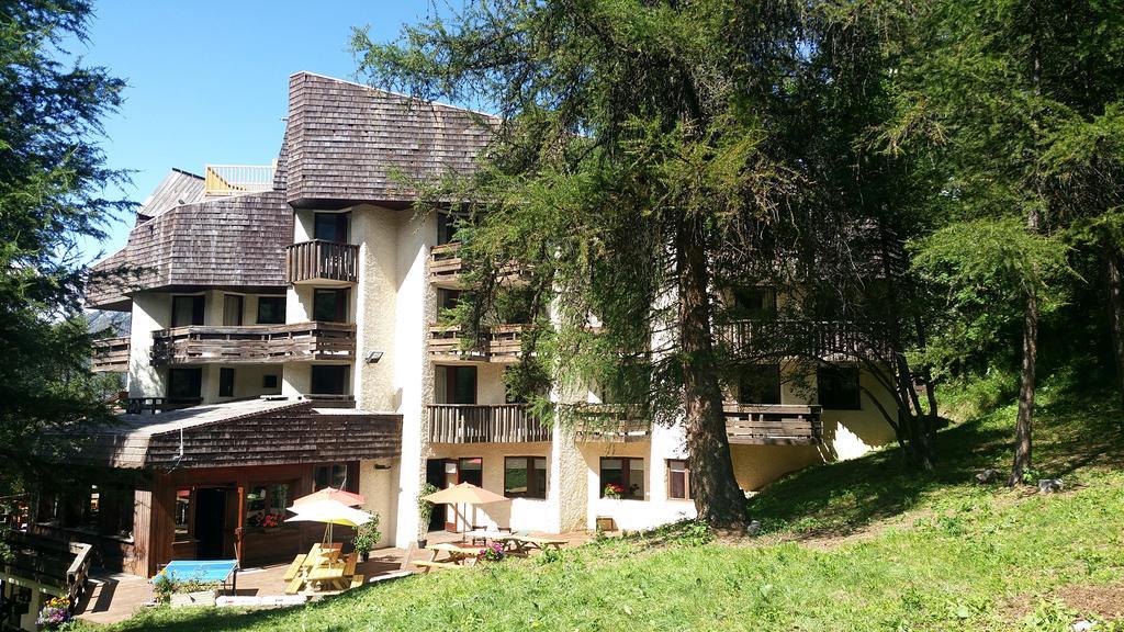 Hotel Les Trappeurs Лез-Ор Экстерьер фото